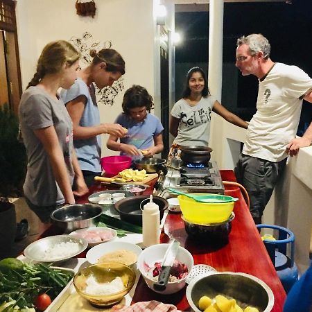 אנוראדפורה Sweet Home Tourist Rest, Cooking Classes & Tours מראה חיצוני תמונה