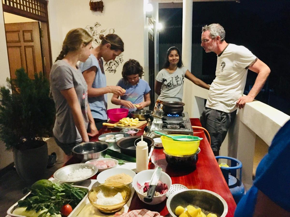 אנוראדפורה Sweet Home Tourist Rest, Cooking Classes & Tours מראה חיצוני תמונה