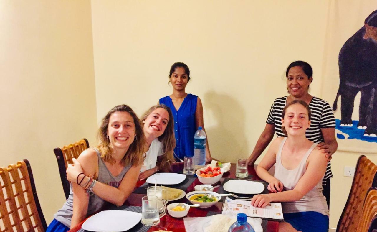 אנוראדפורה Sweet Home Tourist Rest, Cooking Classes & Tours מראה חיצוני תמונה