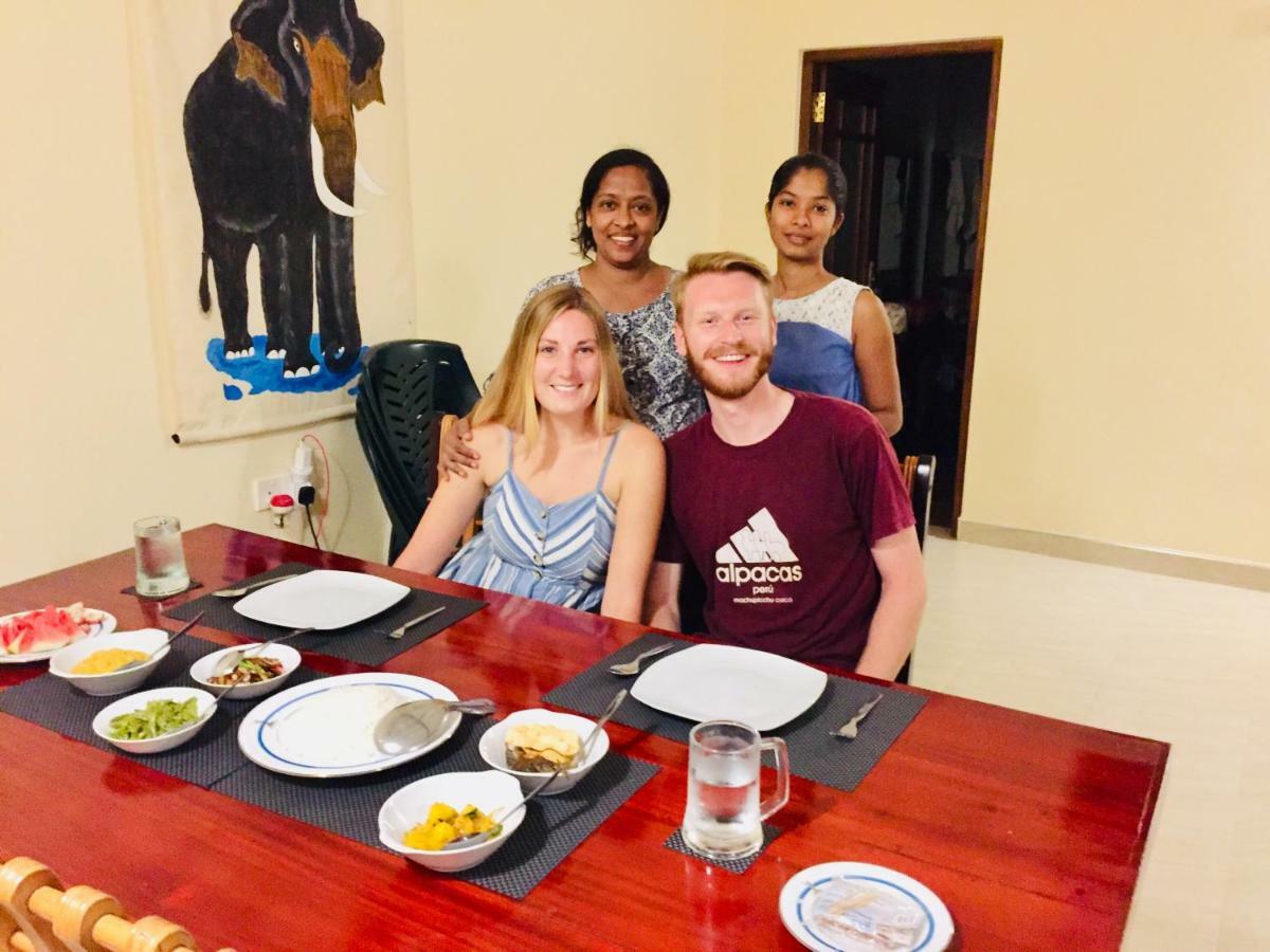 אנוראדפורה Sweet Home Tourist Rest, Cooking Classes & Tours מראה חיצוני תמונה